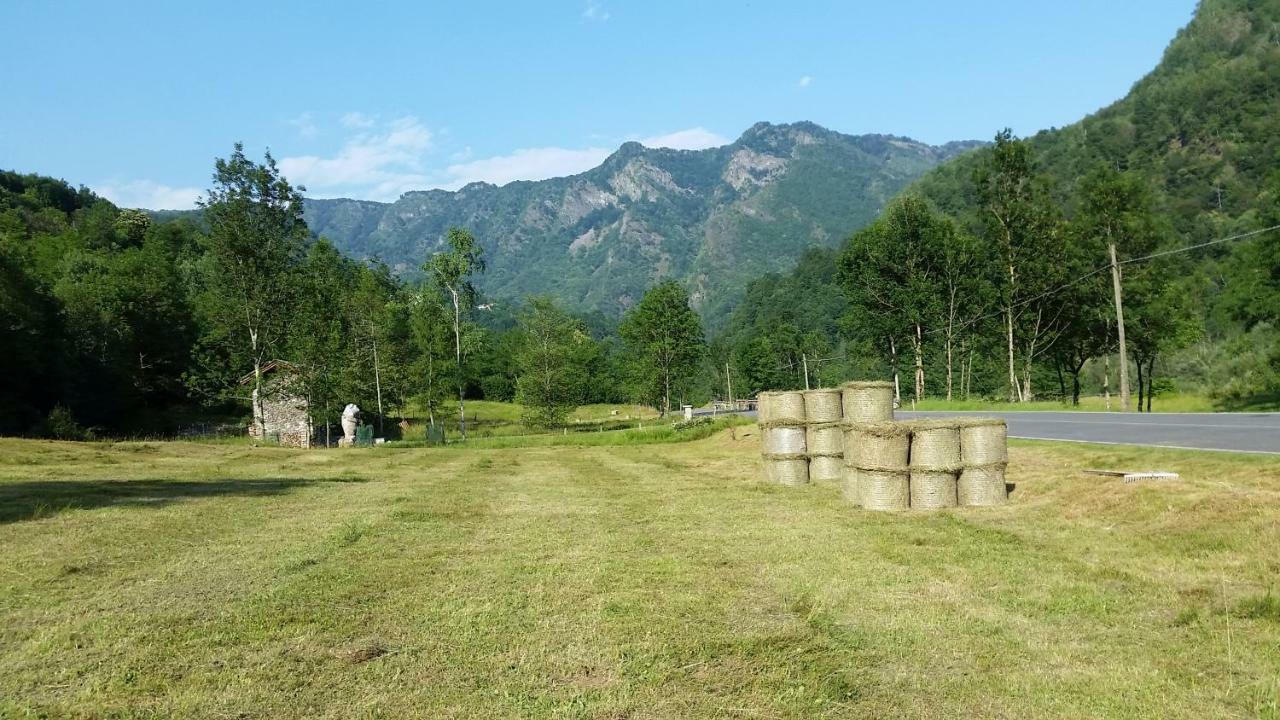 Ospitalità rurale familiare Land Wasser Acomodação com café da manhã Varallo Exterior foto